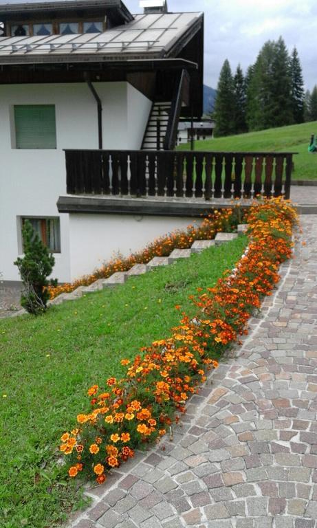 Ciasa Nonna Bon Bon Hotell Cortina dʼAmpezzo Eksteriør bilde